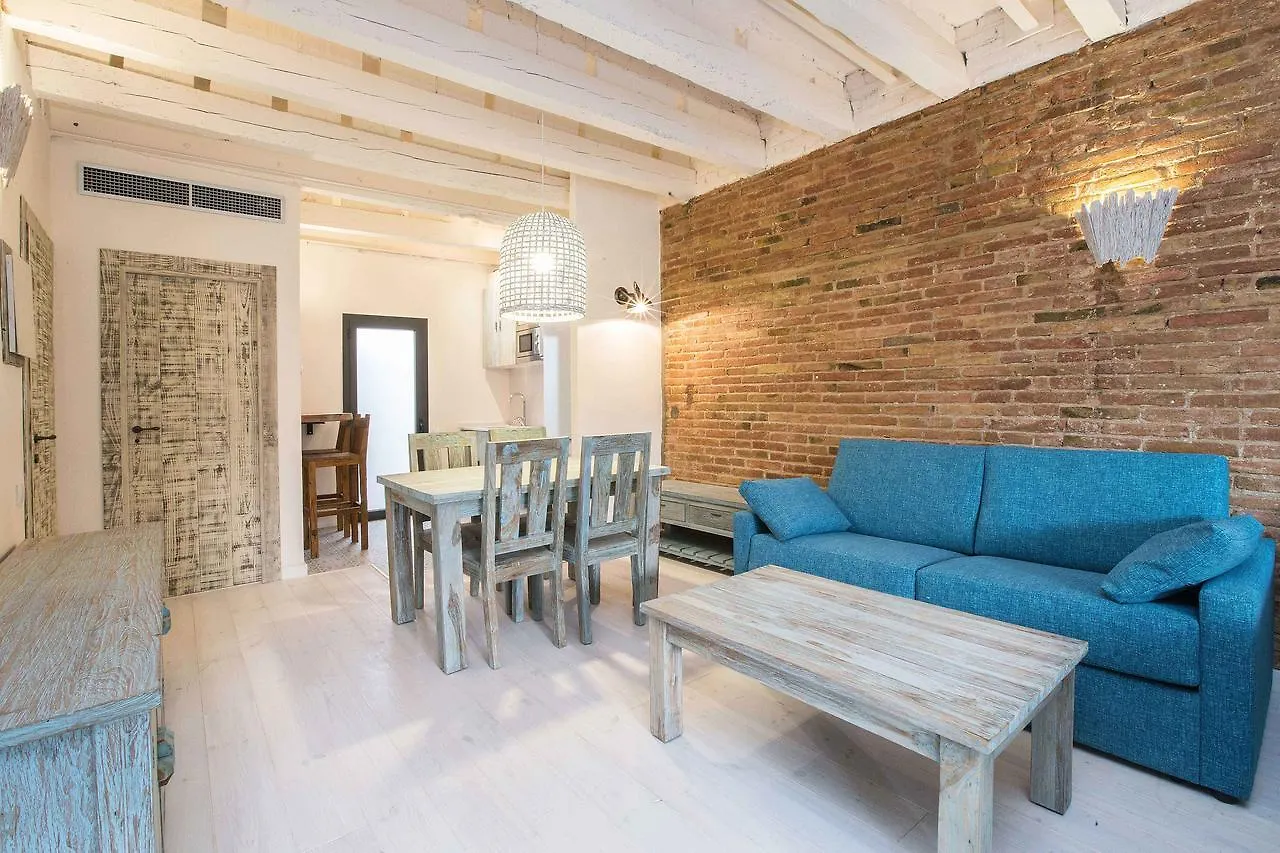 La Bodega Suites L'Hospitalet de Llobregat 0*,