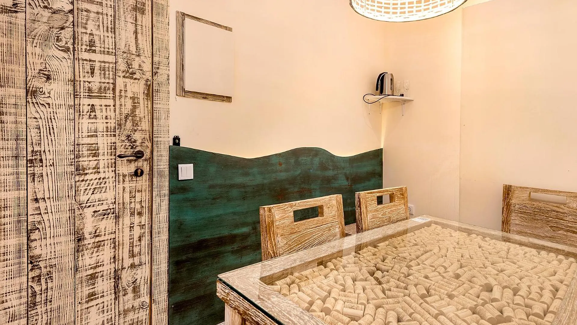 Daire La Bodega Suites L'Hospitalet de Llobregat