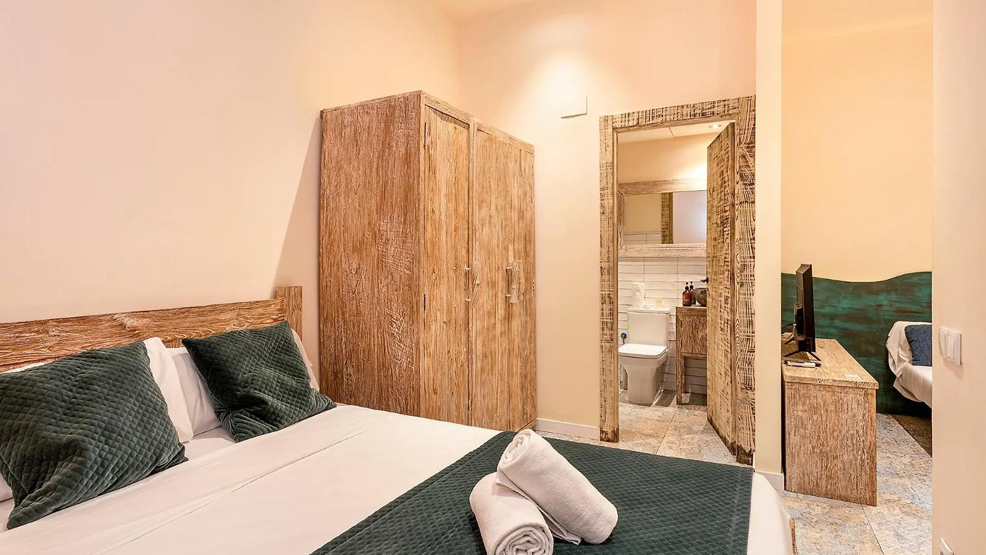 La Bodega Suites L'Hospitalet de Llobregat İspanya