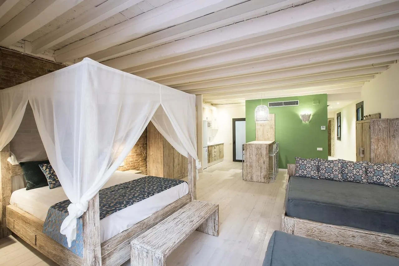La Bodega Suites L'Hospitalet de Llobregat 0*,  İspanya