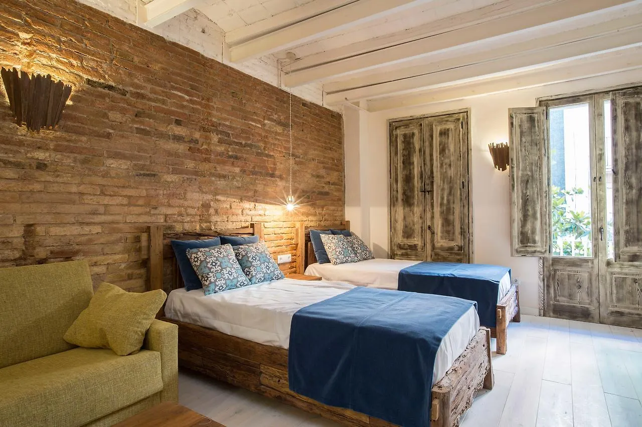 Daire La Bodega Suites L'Hospitalet de Llobregat İspanya